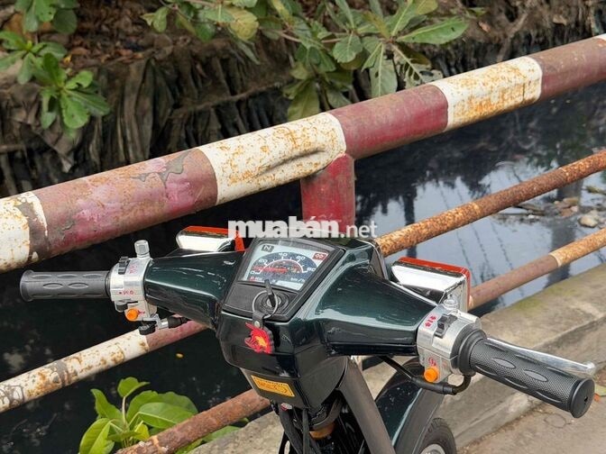 Honda Custom 90