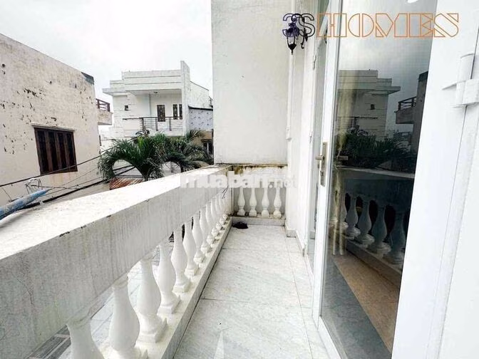 nhà mới full nội thất ngay Công viên làng hoa Chỉ 22tr
