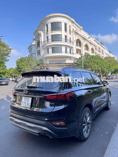 Hyundai Santa Fe 2019 Dầu Đen 7 chỗ