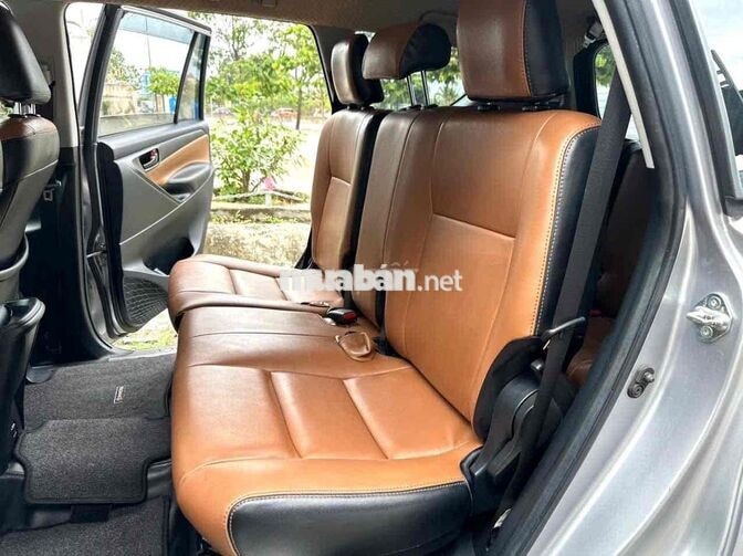 Toyota Innova E 2018 Bạc 7 chỗ 90000 km
