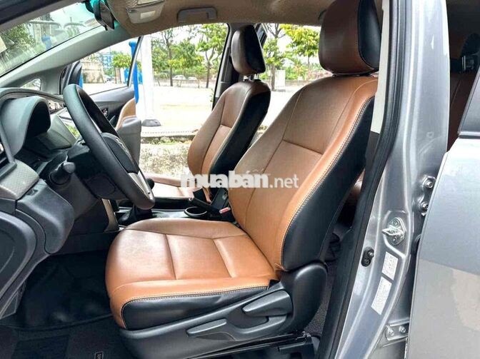 Toyota Innova E 2018 Bạc 7 chỗ 90000 km