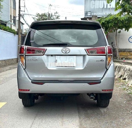 Toyota Innova E 2018 Bạc 7 chỗ 90000 km