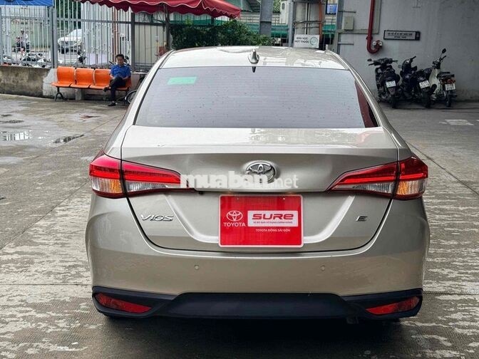 Bán Vios E số sàn 2025 - Giá còn bớt HT Bank 75%
