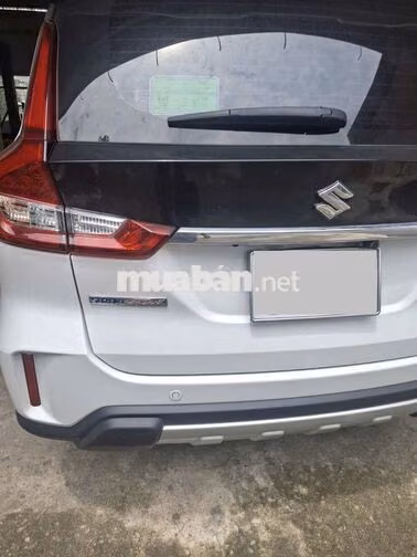 Suzuki XL7 2023 Trắng 30.000km