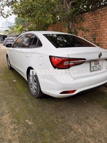 MG MG5 Trắng 32800 km