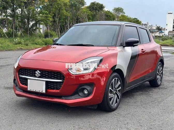 Suzuki Swift 2022 Đỏ 20.000 Km