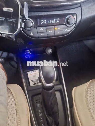 Suzuki XL7 2023 Trắng 30.000km