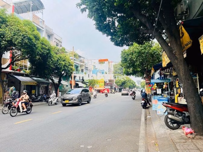 CHO THUÊ NHÀ MẶT TIỀN LÃNH BINH THĂNG 28,2X34,5M SẴN KẾT CẤU TRẦN CAO
