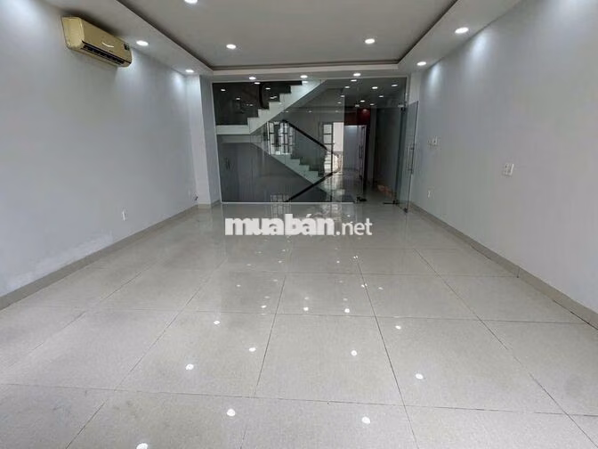 CHO THUÊ NHÀ PHỐ THƯƠNG MẠI CITYLAND CÓ THANG MÁY
