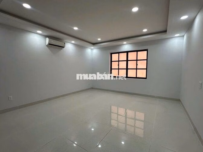 CHO THUÊ NHÀ PHỐ THƯƠNG MẠI CITYLAND CÓ THANG MÁY