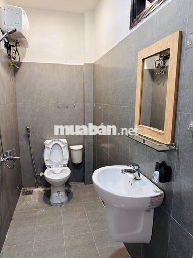5.7tr (tối đa 4 người) - Studio full nội thất – Lý Tự Trọng