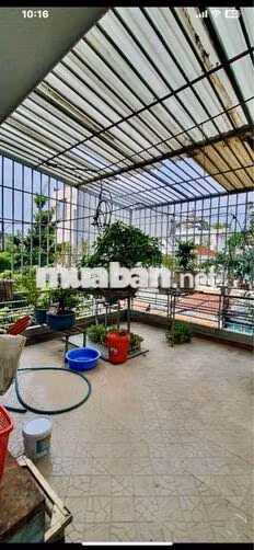 Nhà đẹp công viên  Lãnh Binh Thăng, Q11. 192m2- 4 tầng