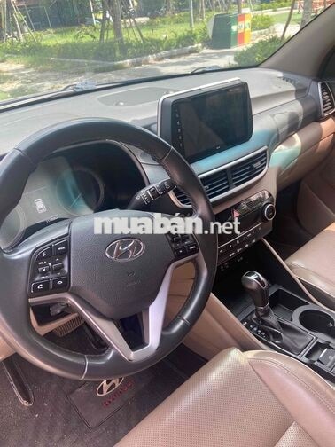 Hyundai Tucson 2019 Dầu Đen