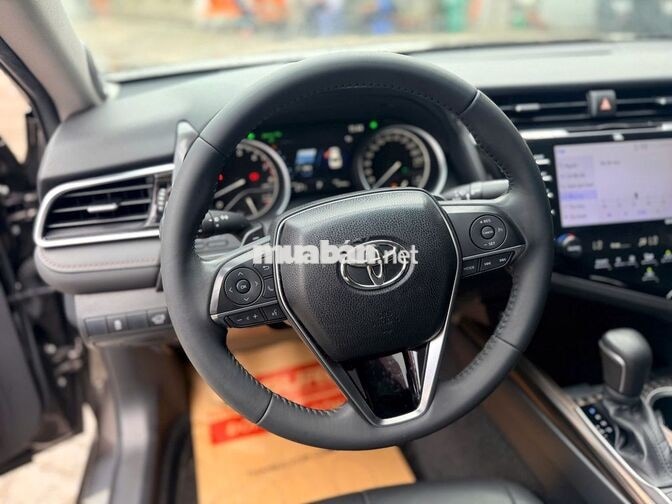 Toyota Camry 2.5Q 2021 Nâu 36.143 km