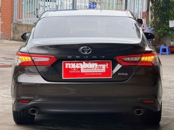 Toyota Camry 2.5Q 2021 Nâu 36.143 km