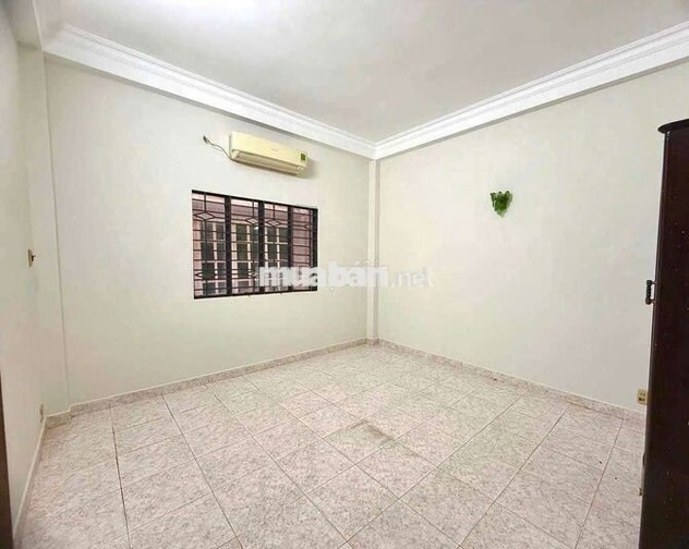 Nhà 1 Trệt 2 Lầu Sân Thượng 4PN Mặt Tiền Đường Số Phường Tân Phong