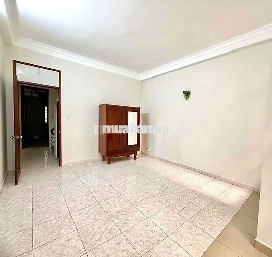Nhà 1 Trệt 2 Lầu Sân Thượng 4PN Mặt Tiền Đường Số Phường Tân Phong