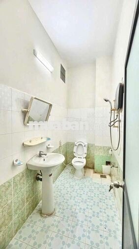 Nhà 1 Trệt 2 Lầu Sân Thượng 4PN Mặt Tiền Đường Số Phường Tân Phong