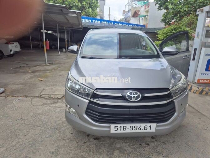 Toyota Innova 2020 Bạc 7 chỗ Xăng
