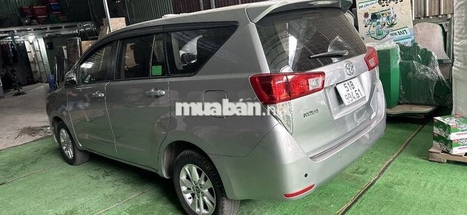 Toyota Innova 2020 Bạc 7 chỗ Xăng