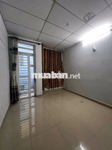 nhà 3,5 x 13, đúc 1 lầu , hẻm xe hơi , 2pn