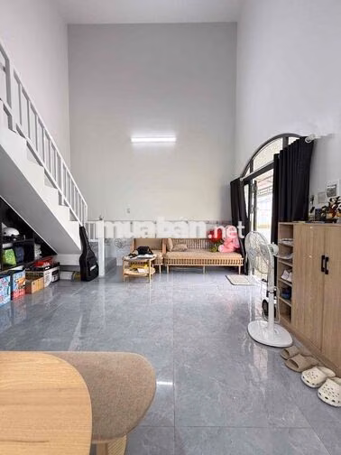 Cho Thuê Nhà Trệt Lửng Căn Góc Mới Đẹp Full Nội Thất Giá 7Tr