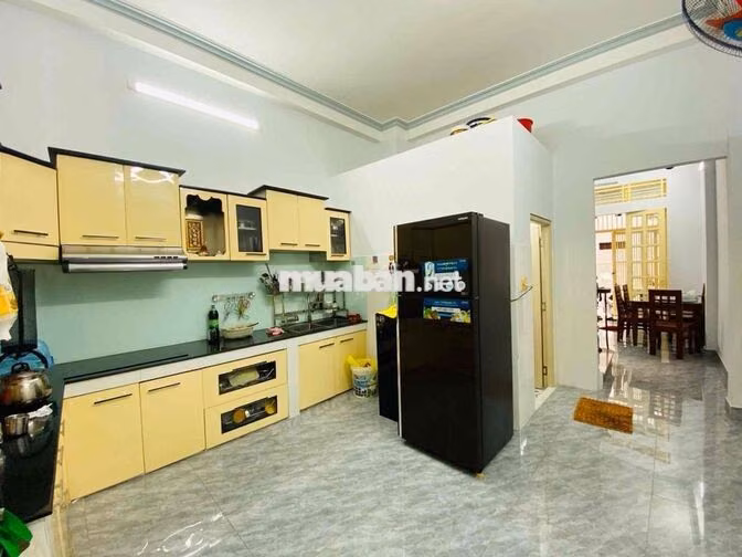 GIẢM 300tr BÁN NHÀ 3TẦNG HẺM Ô TÔ NGAY DƯƠNG QUẢNG HÀM P. AN NHƠN GV