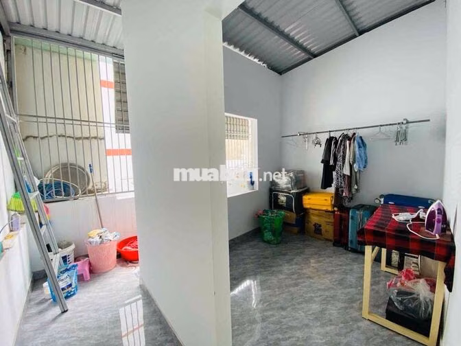GIẢM 300tr BÁN NHÀ 3TẦNG HẺM Ô TÔ NGAY DƯƠNG QUẢNG HÀM P. AN NHƠN GV