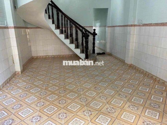 Cho thuê nhà thuộc đường phan huy ích DT 4 x17 trệt lầu giá 6 tr / th