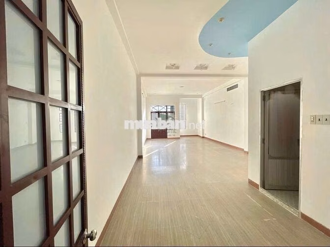 Cho thuê nhà nguyên căn mặt tiền đường Lê Đại Hành, Nha Trang