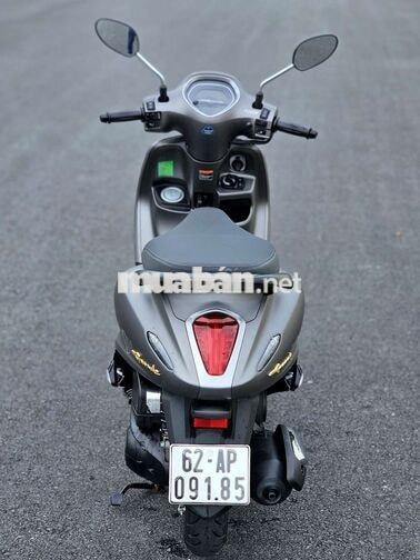 Yamaha Grande 2026 Xám 2.000 km 99% mới