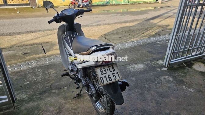 Yamaha Sirius 50cc Trắng