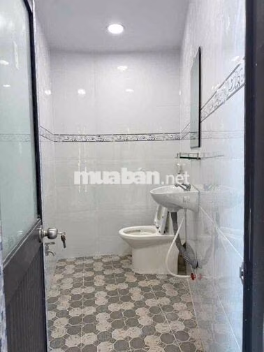 nhà riêng kế bên nam long khu dân cư yên tĩnh