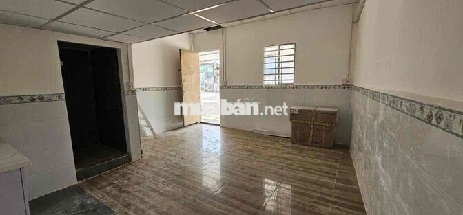 Dãy trọ mặt đất gần chợ Phú Lạc
