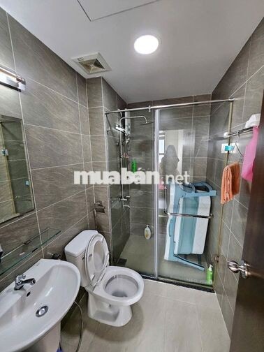 Cho thuê Green River dt72m2 2Pn 2wc full nội thất giá 11,5tr quận 8