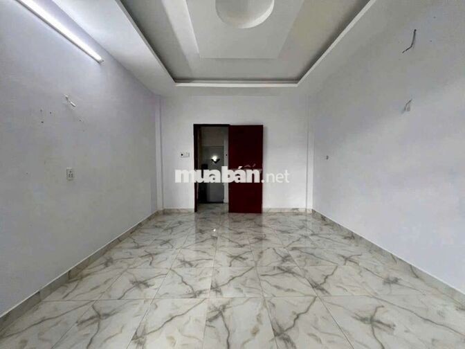 Cho Thuê nhà hẻm 1/ Quang Trung - Gv 
- DT 4,5x12m trệt 2 L , 2 PN 3w