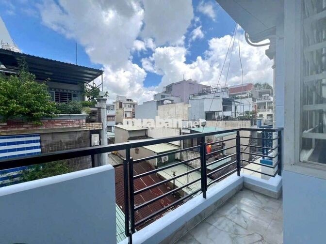 Cho Thuê nhà hẻm 1/ Quang Trung - Gv 
- DT 4,5x12m trệt 2 L , 2 PN 3w
