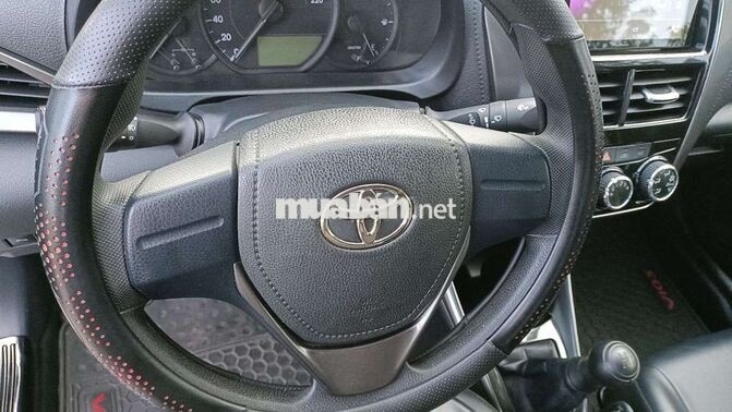 Toyota Vios E 2022 Số sàn Bạc