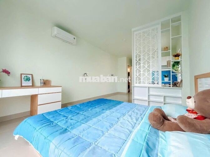 CHDV BAN CÔNG TÁCH BẾP NGAY NGUYỄN VĂN CỪ QUẬN 1