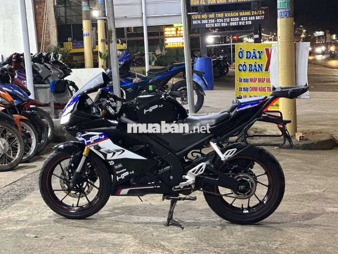 Yamaha R15 Xe côn tay Đen