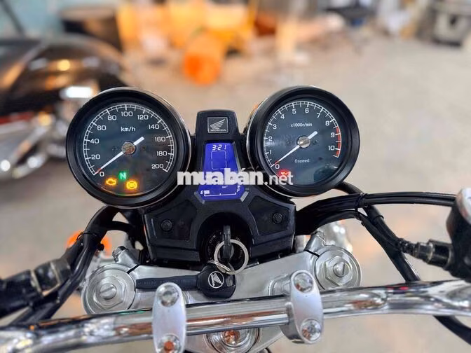 Honda CB1100 EX ABS 2015 Bạc 17.000 km