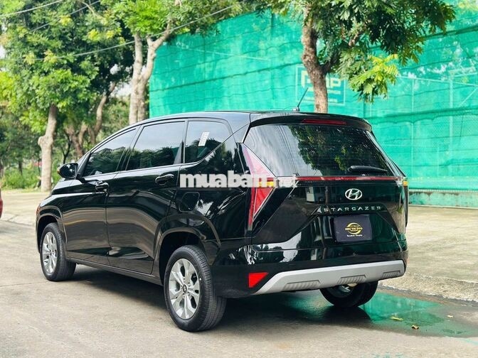 Hyundai Stargazer 1.5 Tiêu Chuẩn 2025 Đen 120 Km
