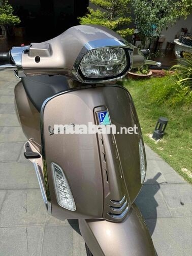 Vespa 150 Tech 80th Special Edition odo 1200 km