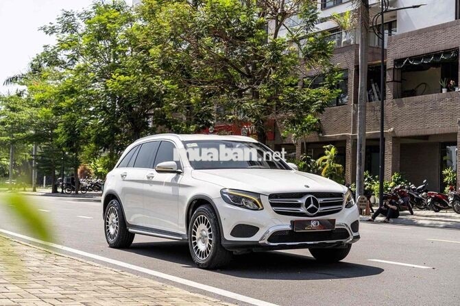 GLC200 2019 màu trắng nt đen cá nhân siêu đẹp