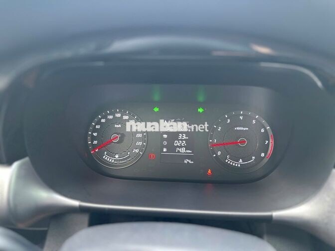Hyundai Stargazer 1.5 Tiêu Chuẩn 2025 Đen 120 Km
