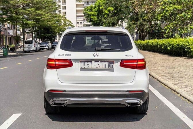 GLC200 2019 màu trắng nt đen cá nhân siêu đẹp