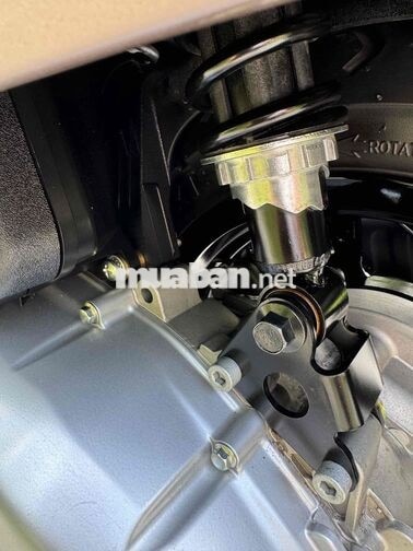 Vespa 150 Tech 80th Special Edition odo 1200 km
