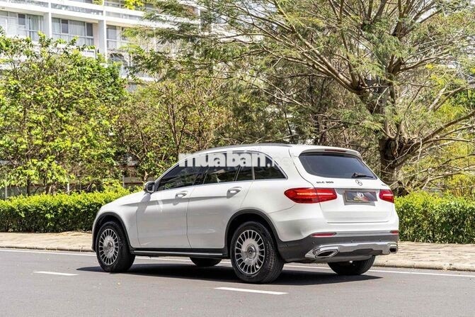 GLC200 2019 màu trắng nt đen cá nhân siêu đẹp