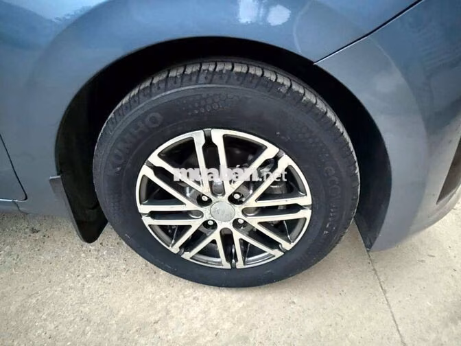KIA Soluto Deluxe MT 2020 Số sàn Xanh