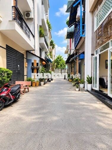 Cho thuê nhà hxh 2 MT Chu Văn An, 5x8m 3 lầu 3Pn giá 18 Tr